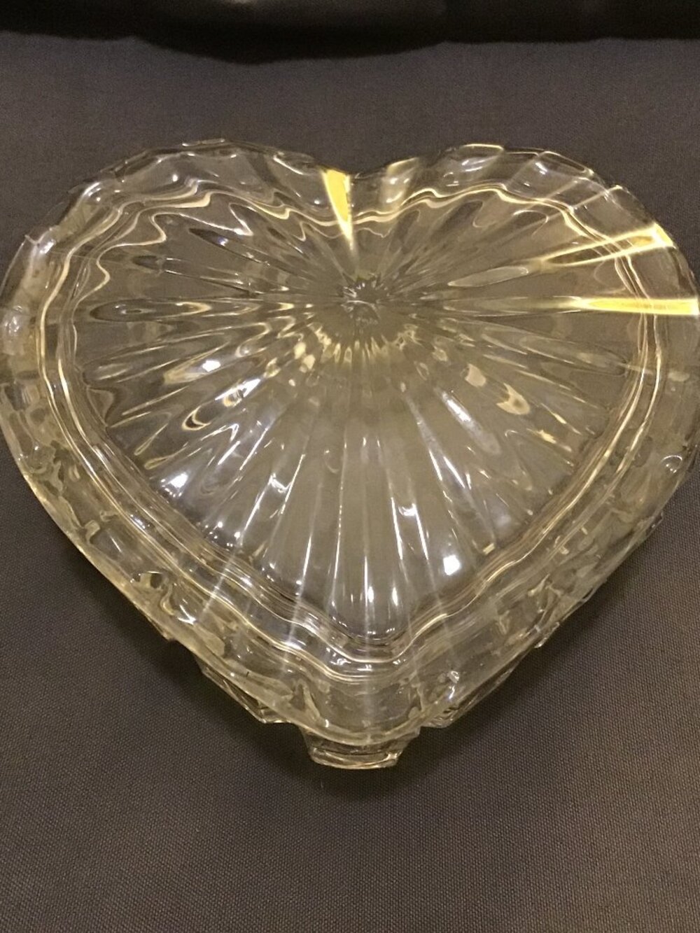 Heart-Shaped Glass Trinket Dish – Jewelry Holder – Vintage Style